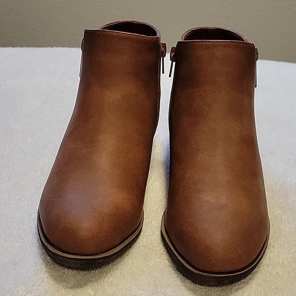 Nautica ALARA Brown Ankle Boots with Side Zipper and Low Heel, NEW - Picture 2 of 11